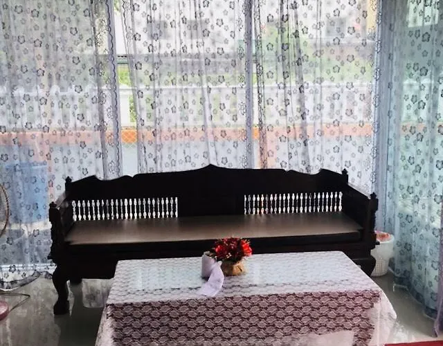 บ้านมีสุข Happy House ゲストハウス バンコク都